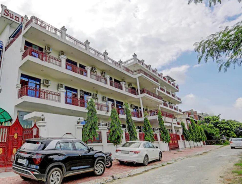 Hotel Sun Haven Greater Noida Exteriér fotografie